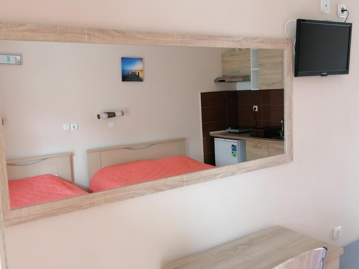 Porto Sun Apartment Пефкохори Екстериор снимка