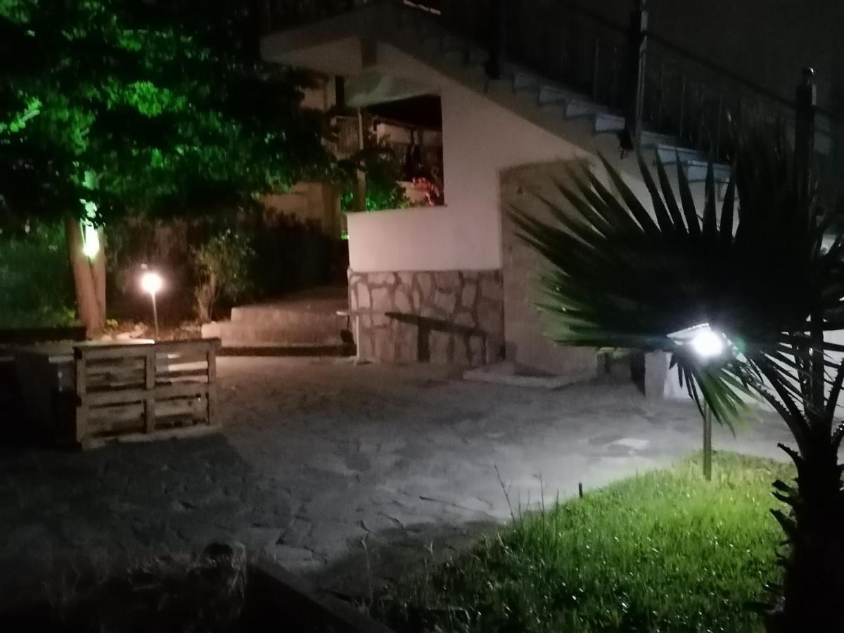Porto Sun Apartment Пефкохори Екстериор снимка